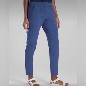 NWT Athleta Chelsea Cargo Pants 10 Blue
